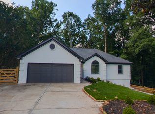 2060 Daves Creek Trl, Cumming, GA 30041