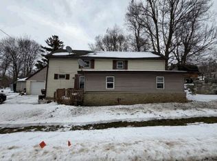 107 Jefferson St, Hudson, MI 49247