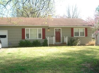 4401 W 77th St, Prairie Village, KS 66208