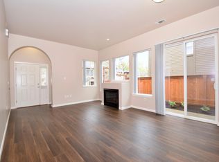 8213 SE Aspen Summit Dr UNIT 24, Portland, OR 97266
