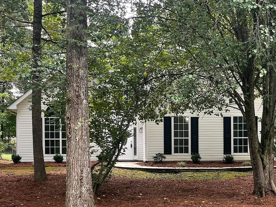 1st image of 288 Winthrop Dr