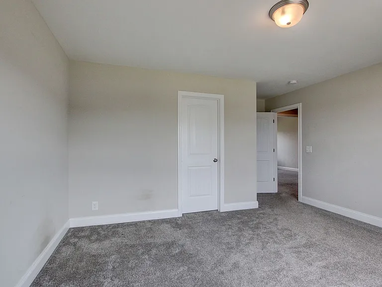 230 Cotoneaster Ln — Photo 14