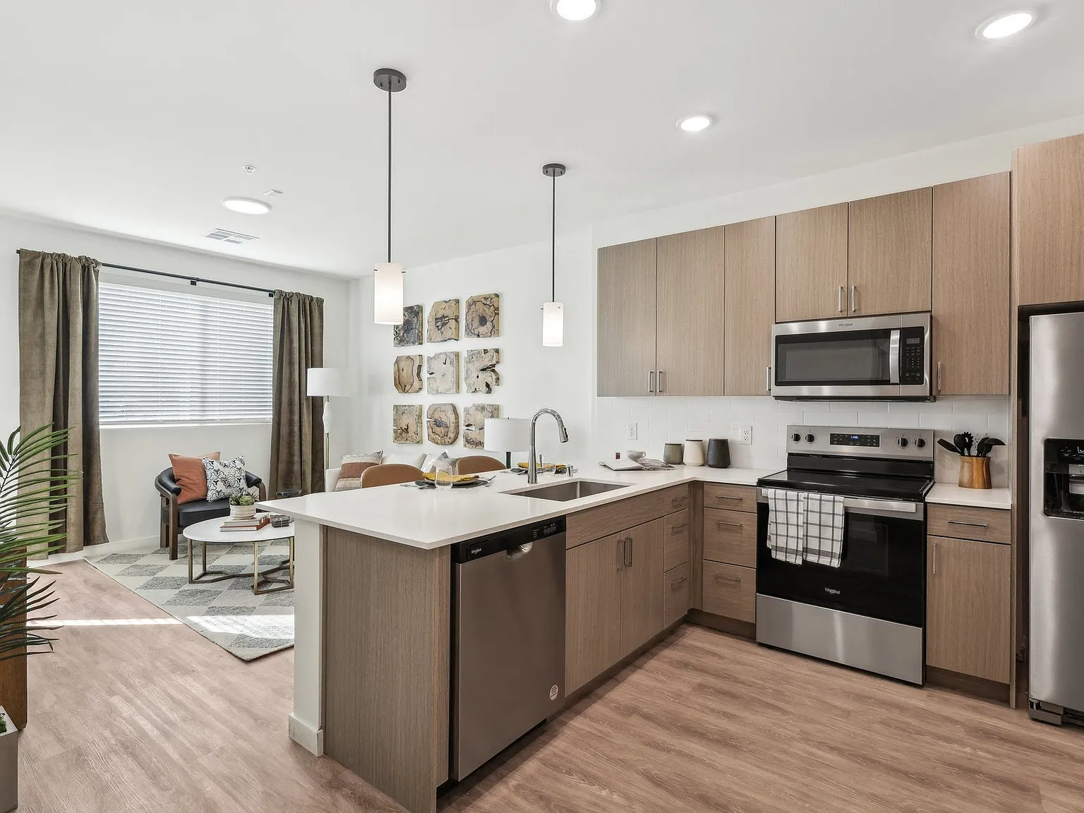 Parq on Boulder — Photo 1