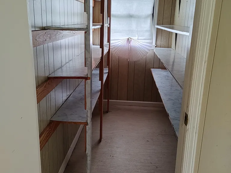 606 Magnolia St — Photo 5
