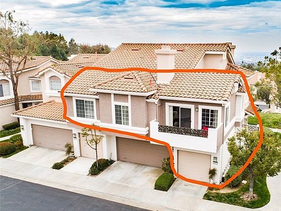 No one below you - just garages! Single car garage for the unit is shown in the orange outline.