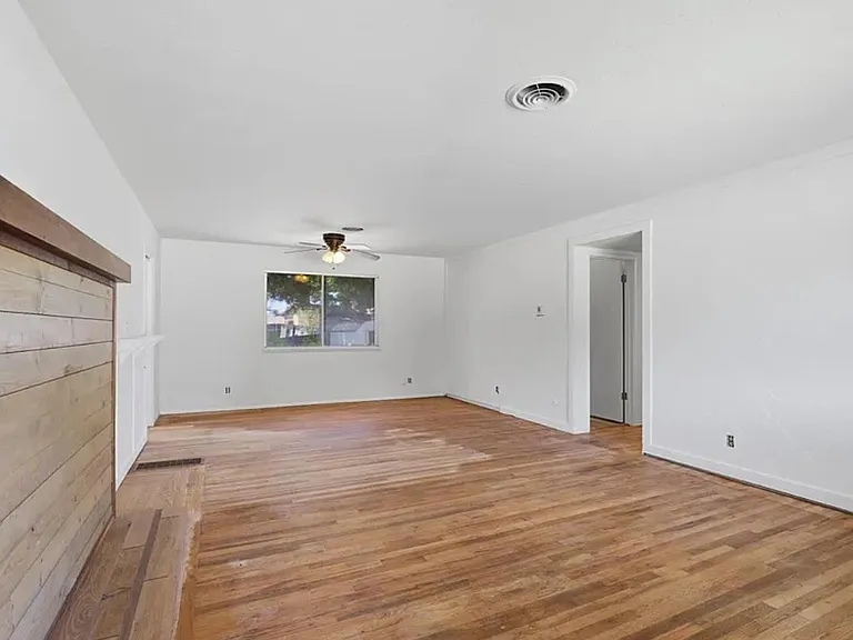 2294 Butte Ct — Photo 4