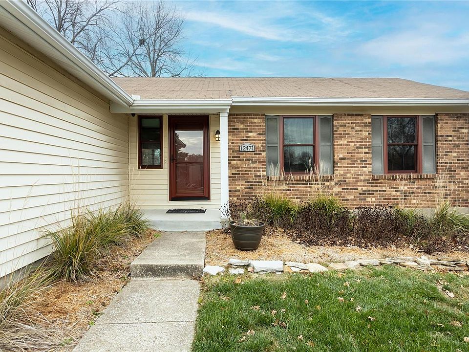 MIN★ 12471 Marine Ave, Maryland Heights, MO 63043 | Zillow