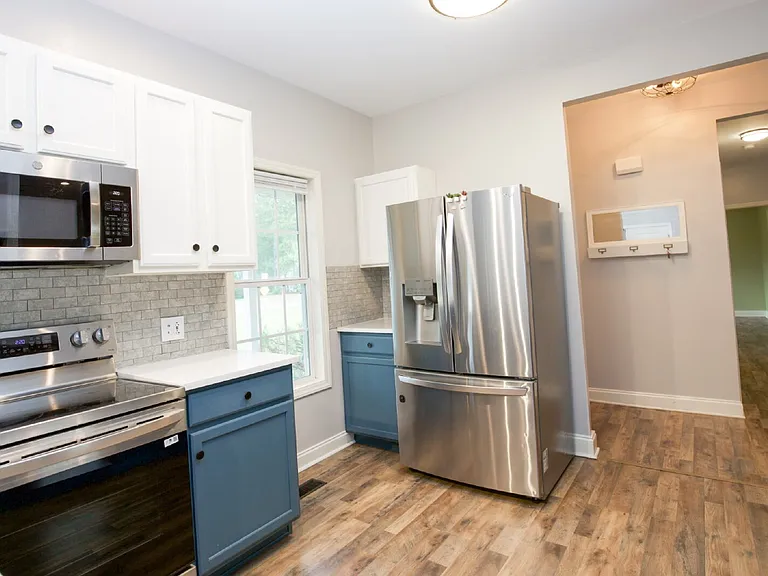 102 Willow Creek Ln — Photo 15