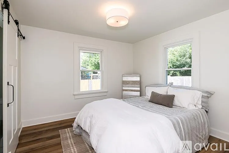 1015 Woodley Rd — Photo 21