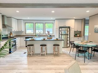 156 Cady Dr, Summerville, SC 29483