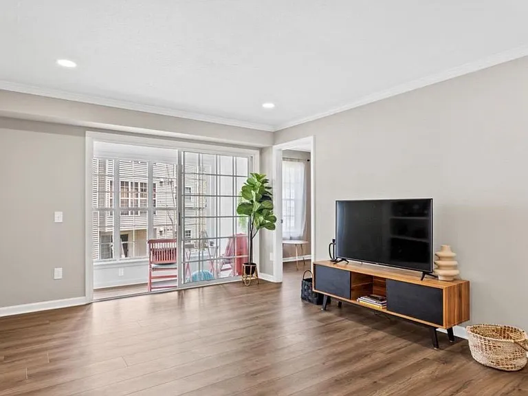 115 Prosperity Ave SE #C — Photo 6