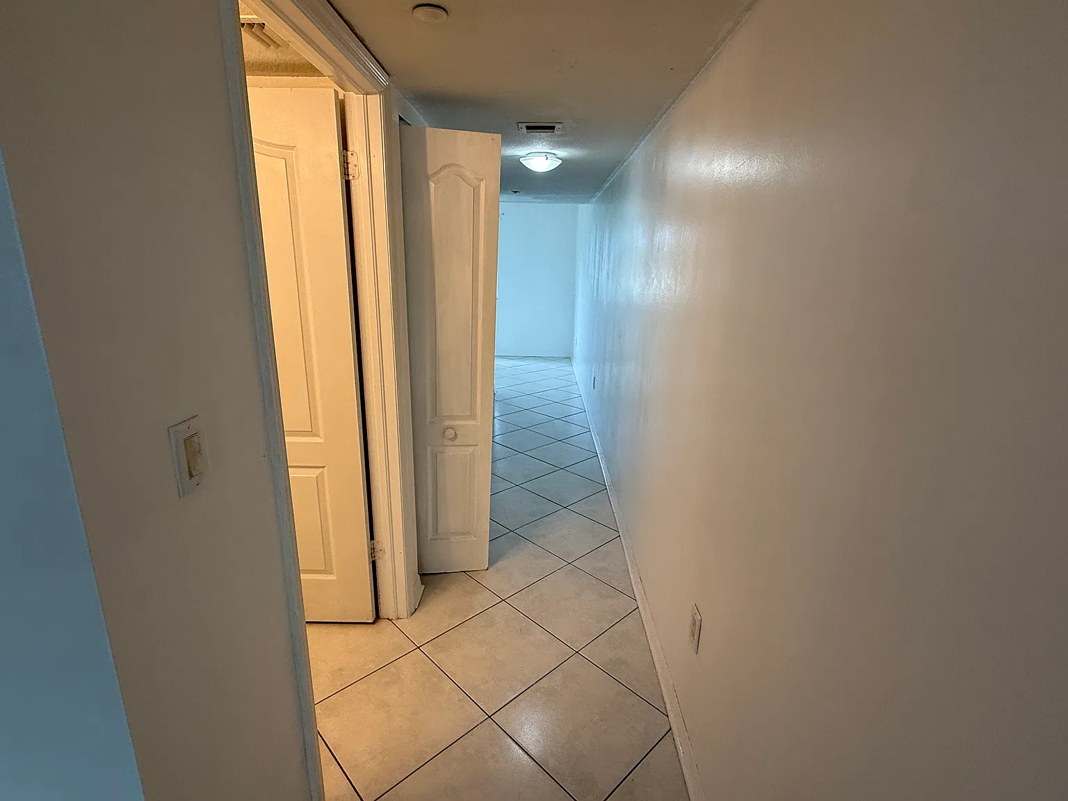 2 bed, 2.5 bath, 1140 sqft, $2,500 — Photo 4