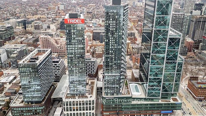 1st image of 470 Front St W #1412