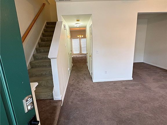 2nd image of 338 Moonstone Dr