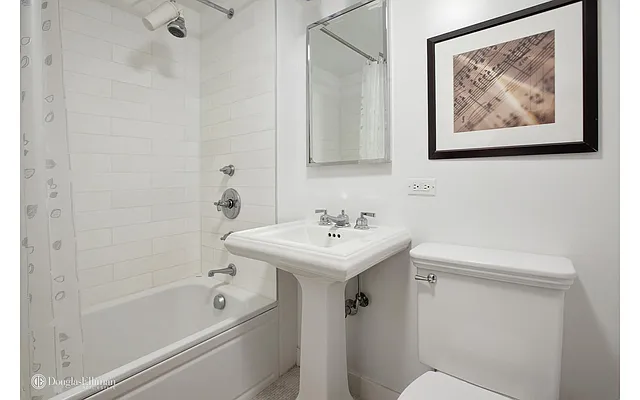 Rented by Douglas Elliman | media 15