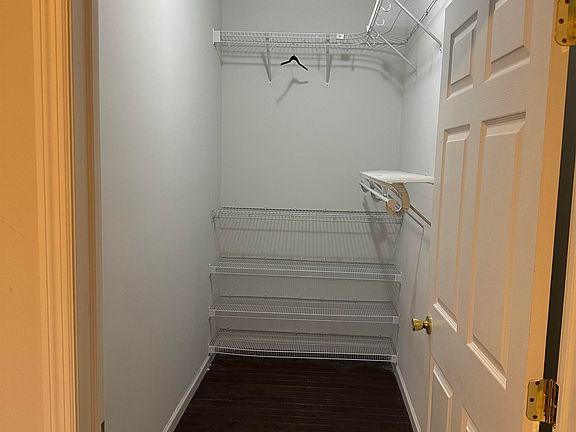 4th image of 231 Avenue C #3R