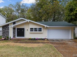 3033 Yale Blvd, Saint Charles, MO