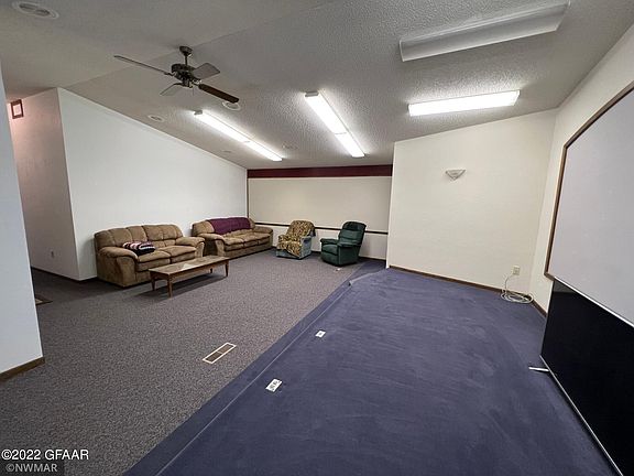 5th image of 403 Blaine St NE