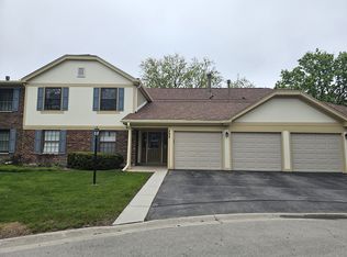 733 Plum Tree Ct APT C2, Wheeling, IL 60090