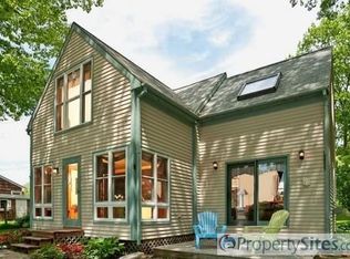4 Tara Ln, Kittery, ME 03904