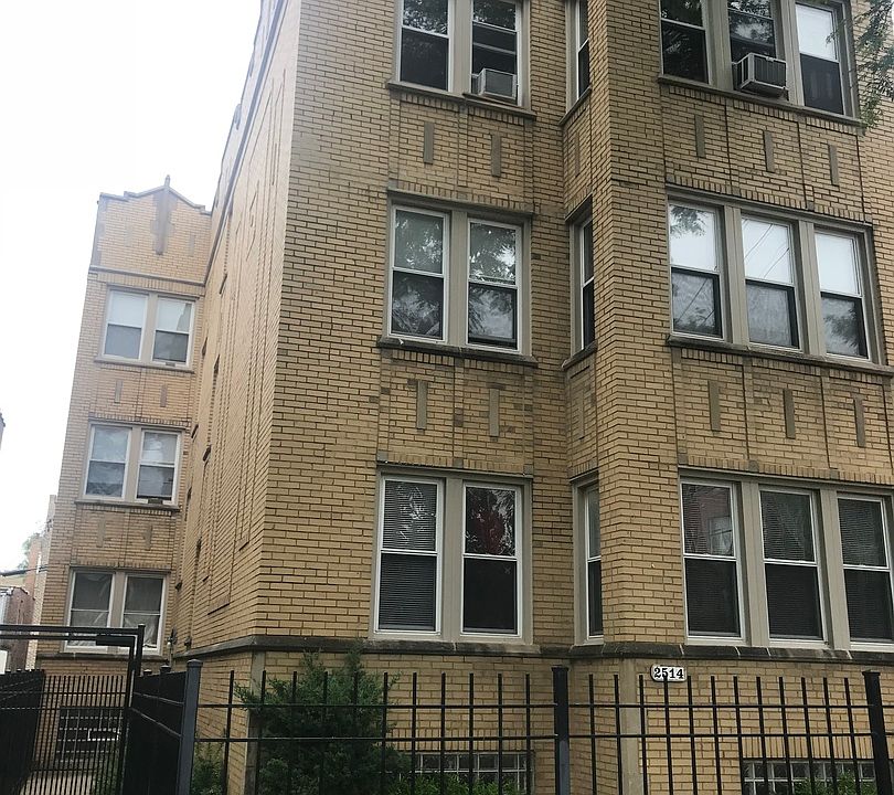 1st image of 2514 W Berwyn Ave APT 1F