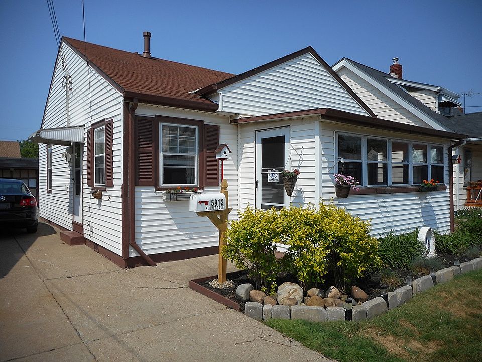 1st image of 5912 Flowerdale