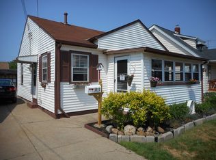 5912 Flowerdale, Cleveland, OH 44144