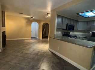 2404 Twin Flower Cir, Las Vegas, NV 89134