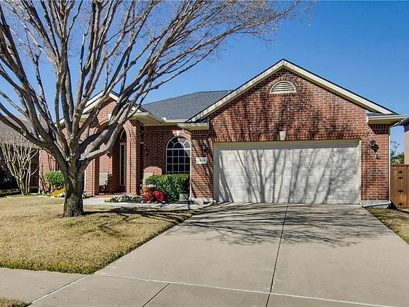 3rd image of 1816 Honey Mesquite Ln