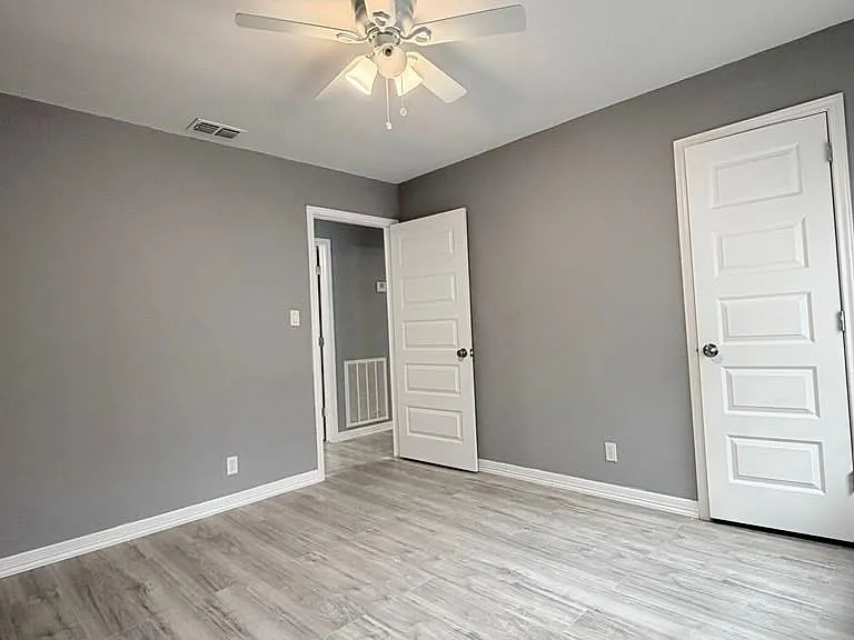 1929 Taxco Dr — Photo 13