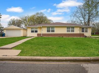 204-206 Westbourne Rd, Waterloo, IA 50701