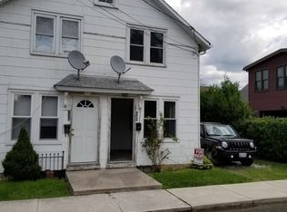 122 S Chestnut St, Palmyra, PA 17078