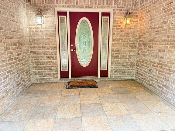2nd image of 23506 Saxon Way