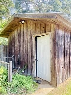 4th image of 146 Camellia Rd