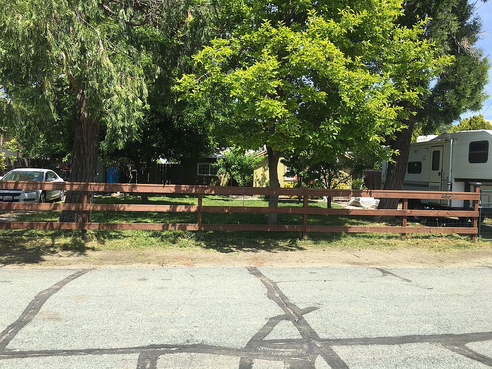 2nd image of 4667 E Cooper Rd