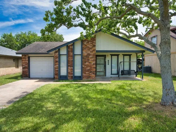 1806 N Ave N, Freeport, TX 77541