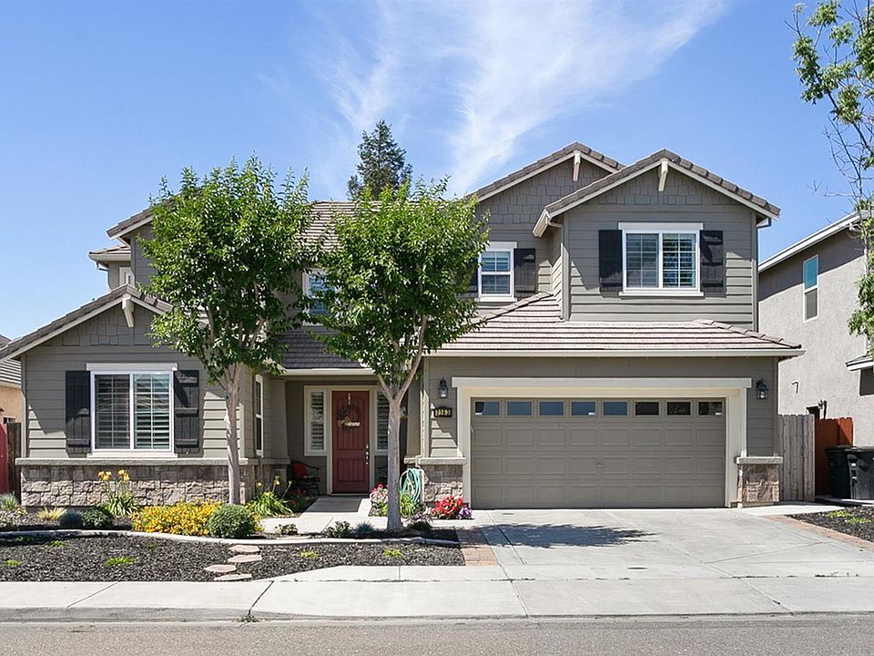 1st image of 2163 Kapreil Way