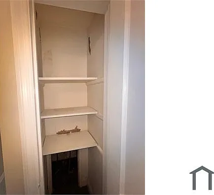 3 bed, 1152 sqft, $1,300 — Photo 4