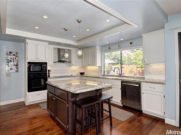 3rd image of 11541 Soda Springs Way