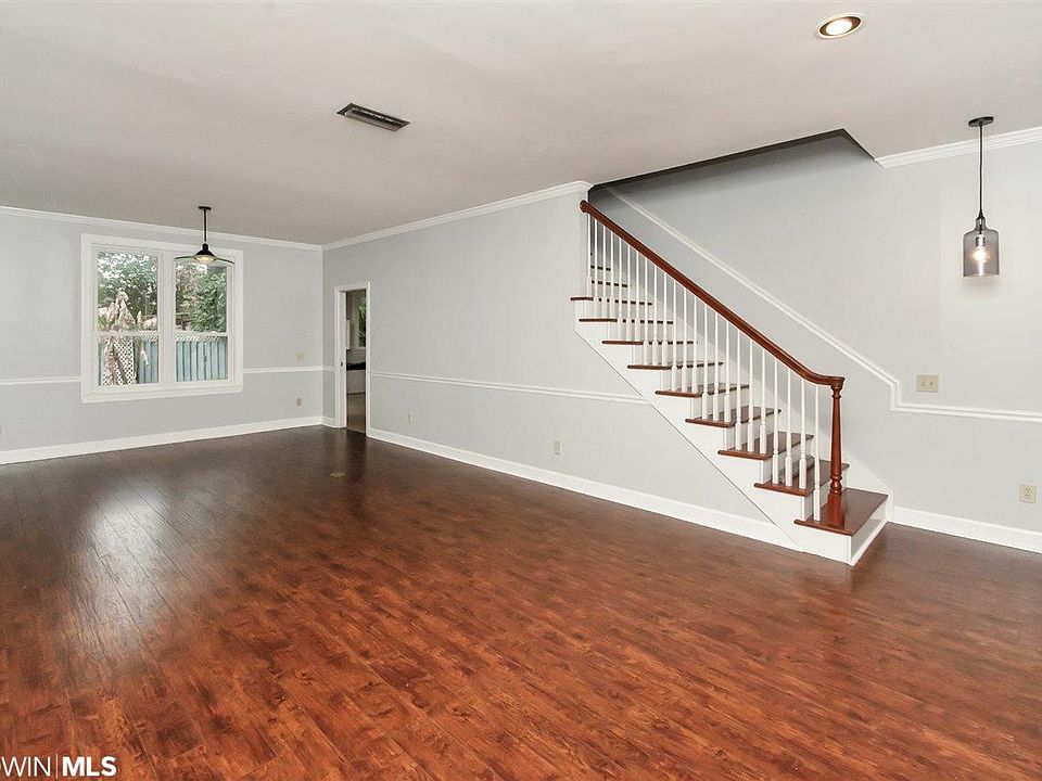 2828 Grant St, Mobile, AL 36606 Zillow