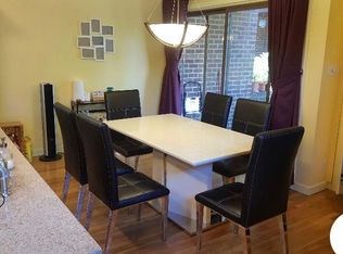 906 Locust St, Philadelphia, PA 19107