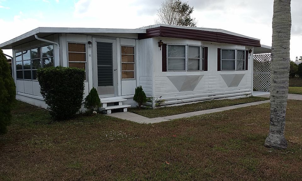 1st image of 40 S Alhambra Ln