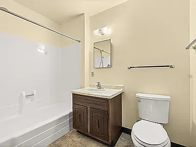 401 Morgan Ave #1 — Photo 5