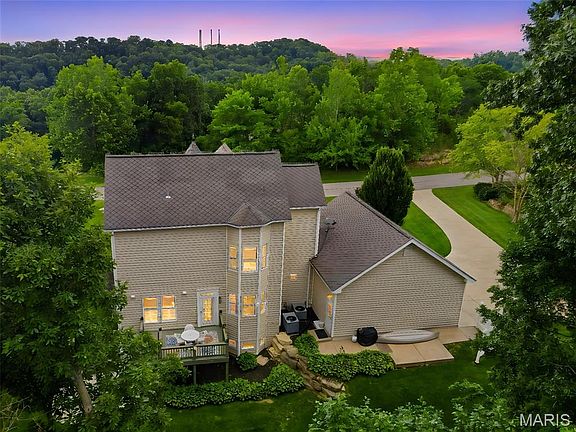 2nd image of 4349 Murdoch Ln