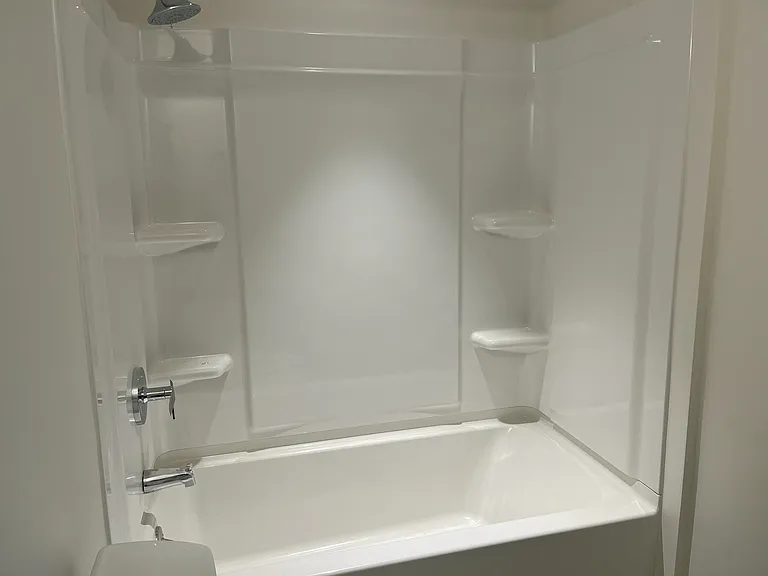 96 Broad St #2 — Photo 6