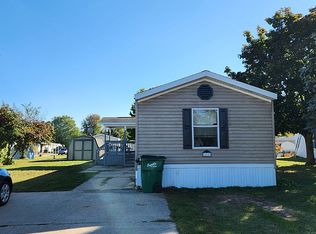 111 Locust Ct, Muskegon, MI 49445