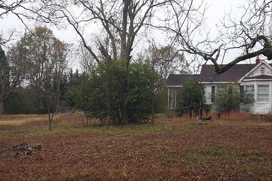 2nd image of 5027 White City Park Rd