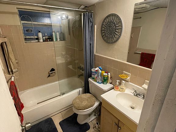 4th image of 3039 NW 21st Ct APT 3
