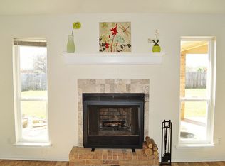 827 Huddleston Dr, Cache, OK 73527