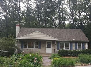 16 Cynthia Dr, Coventry, RI 02816